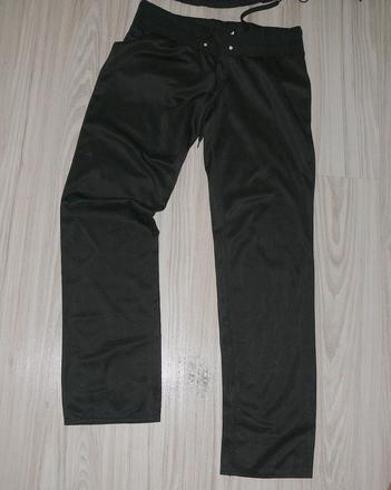 Tepláky v super stave, s