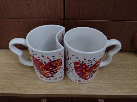 Rozpredám zbierku hrnčekov, 