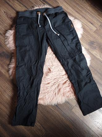 Športové nohavice, l