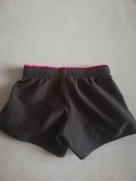 Športové krátke nohavice, decathlon,104