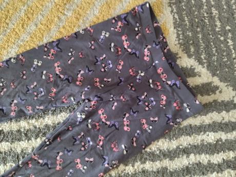 Motýlikové legínky, 134