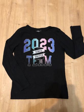 Čierne tričko, takko,146