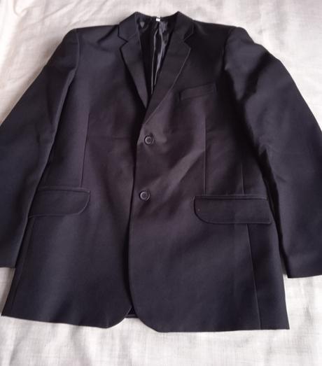 Chlapčenský oblek, 44