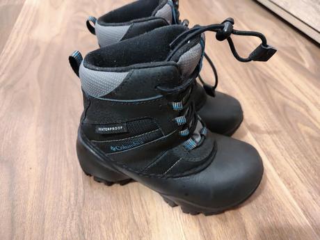 Snehule, columbia,29