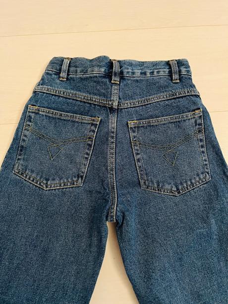 Zateplené trendy rifle, 146