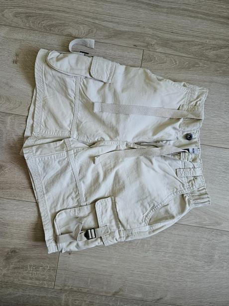 Smotanové kratase s vackami, bershka,xs