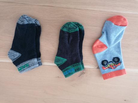 3x ponožky, 27