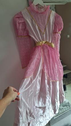 Šaty na karnevel 5-7rokov,