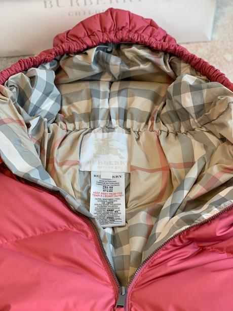 Zimny burberry fusak top stav, 