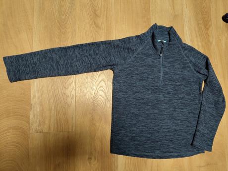 2x termo mikiny kilpi velkost 134, 134