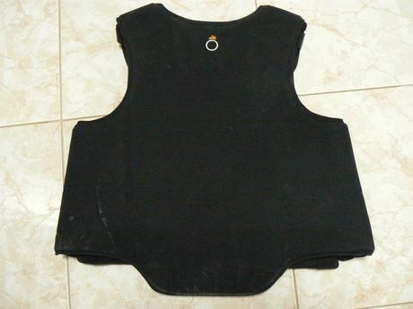 Jazdecká ochranná vesta, 