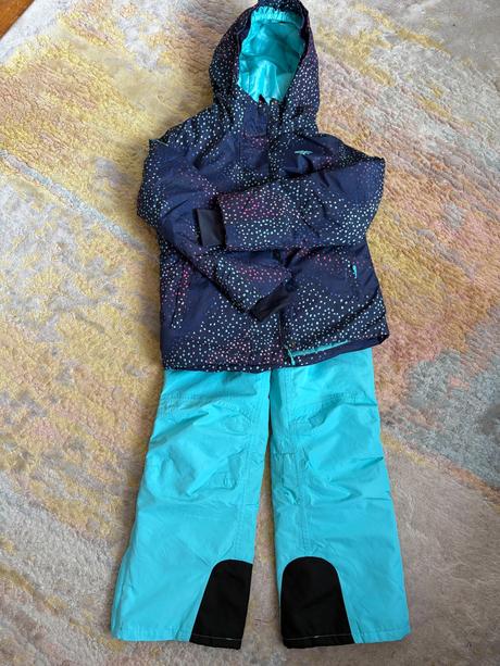 Lyziarsky komplet, 146