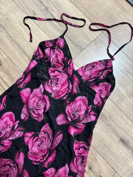 Krásne dámske kvetinové šaty, l