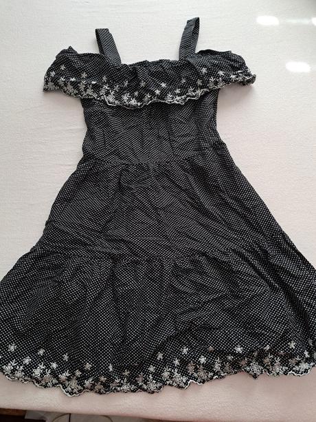 Saty na ramienka s volanom 8e, s