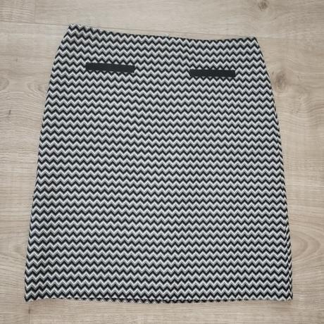 Sukna, marks & spencer,40