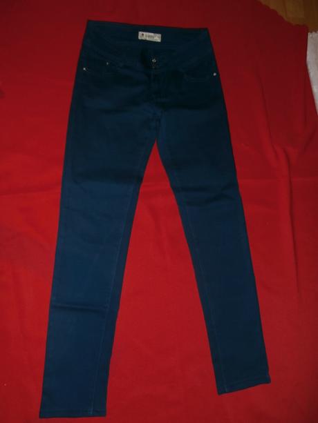 Dámske nohavice, 28