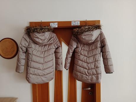 Dievčenské zimné kabáty zn.h&m veľ.140-146, 140