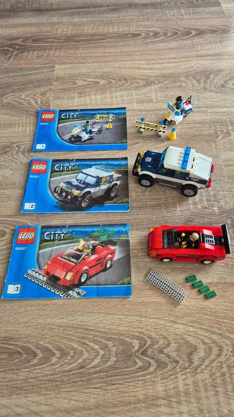 Lego policajná naháňačka,