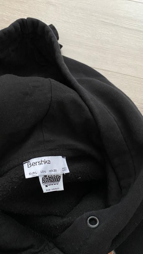 Mikina boruto, bershka,l