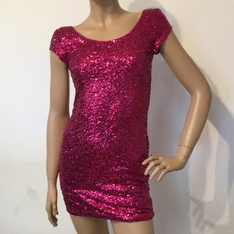 Cyklámenové trblietavé šaty zn. divided, 34