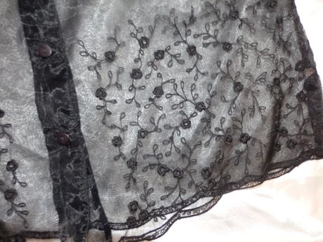 Velmi pekna bluzka, 38