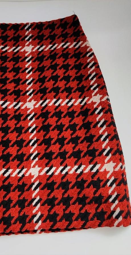 Teplá sukňa hallhuber, m