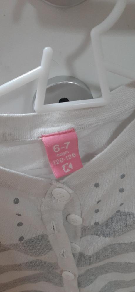 Pasikavy svetrik, 116