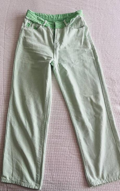 Zelenkavé rifle široké, m