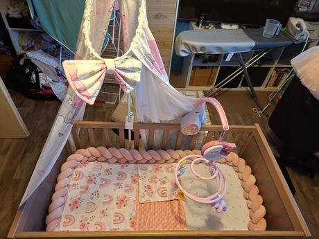 Predám postielku ikea sundvik s prislusenstvom, šírka (cm): 60,dĺžka (cm): 120