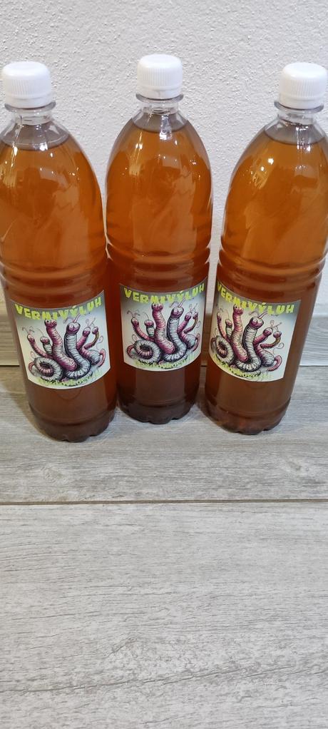 Vermi výluh - dážďovkový čaj,