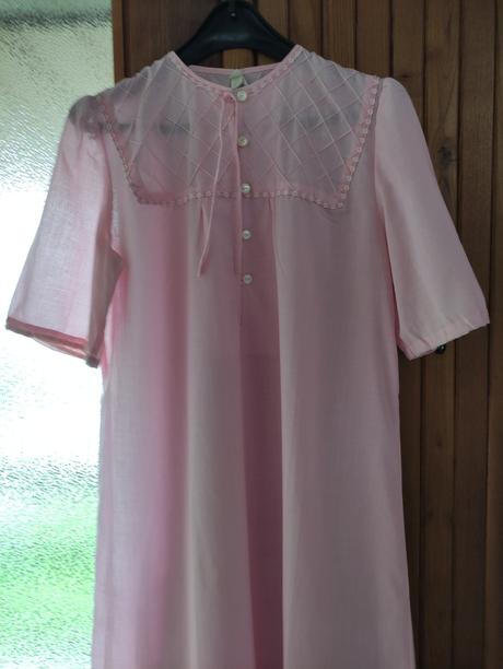 Nočná košeľa, 45