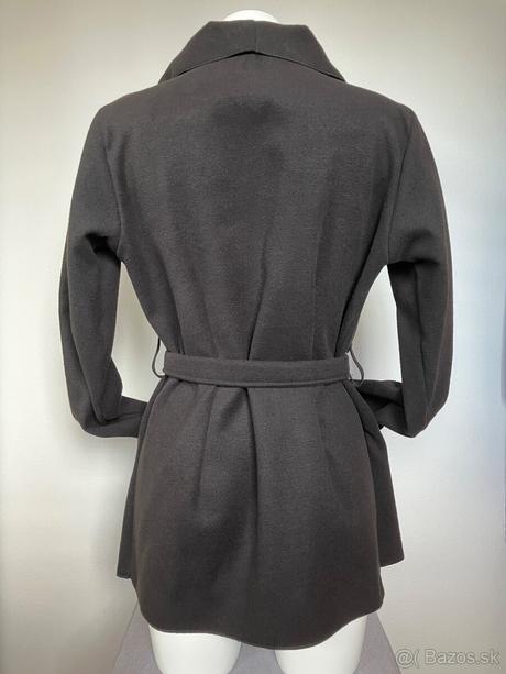 Predám nádherný čierny kabátik, s/m, s