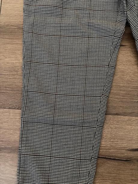 Elegantné kárované nohavice, 44