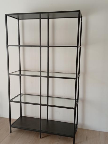 Kovový regál (knižnica) ikea vittsjo, 