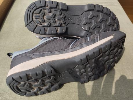 Turisticke topanky quechua c. 38, quechua,38