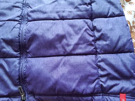 Fialová vetrovka, s.a.m.,m