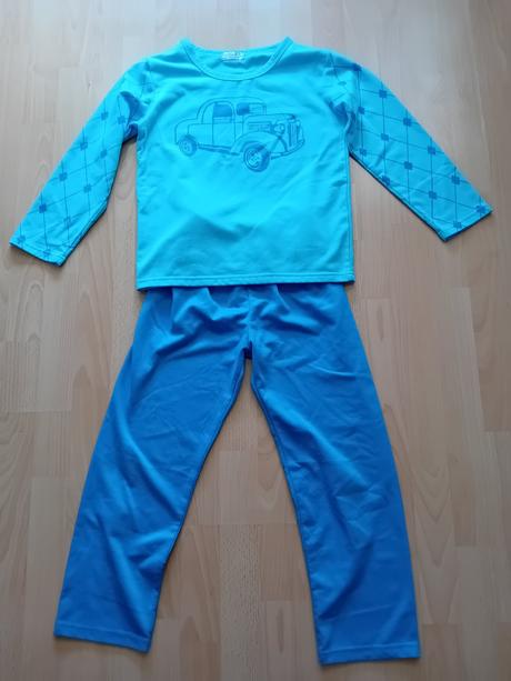 Chlapčenské pyžamo (134), 134