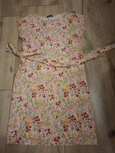 Kvetinove bavlnene saty, m