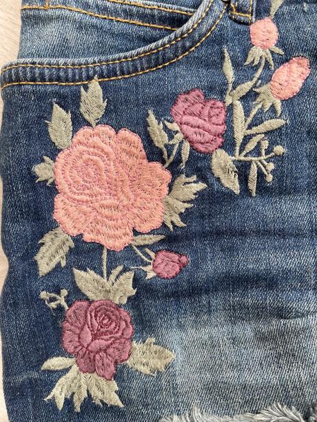 Šortky značky clockhouse, clockhouse,36