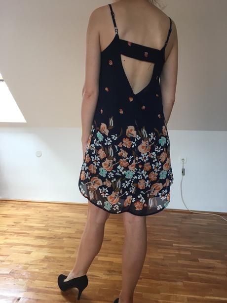 Kvetinové letné šaty, gate,s