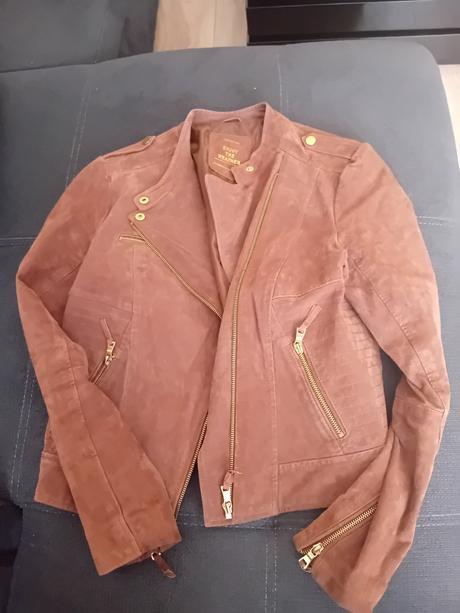 Bundička, yessica,40