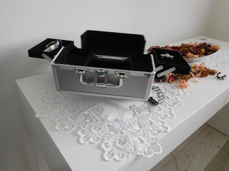 Kufrík na kozmetiku či šperky,, 