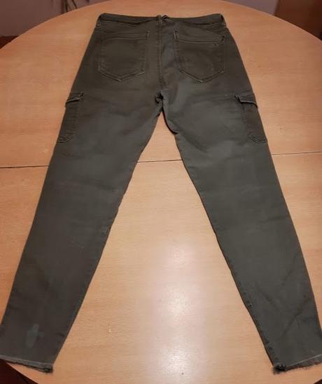 Predám dámske nohavice bershka veľ.36 (xs-s), bershka,s