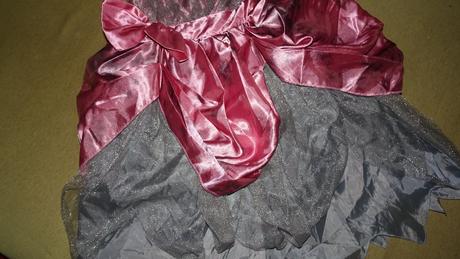 Kostym na karneval od tu,