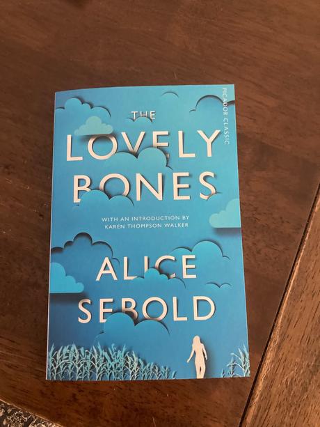 Kniha lovely bones,