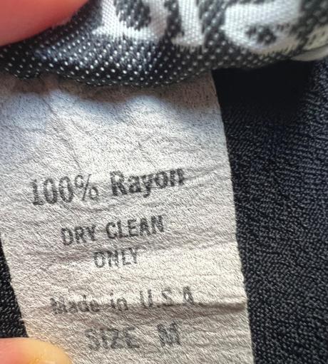 Sukňa dámska s ružičkami, s