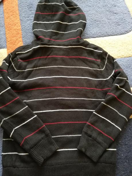 Zatepleny svetrik, rebel,128