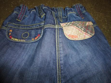 Kvalitné riflíky next s 3 d na 2-3 r, next,104