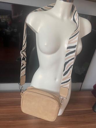 Kabela svetlo hneda,