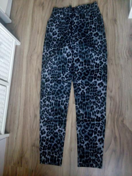 Nohavice strečové, 146